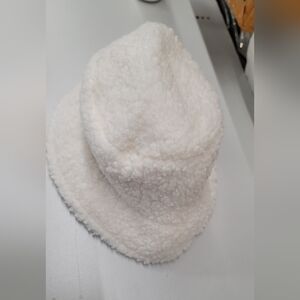 L.A. Express Sherpa bucket hat
